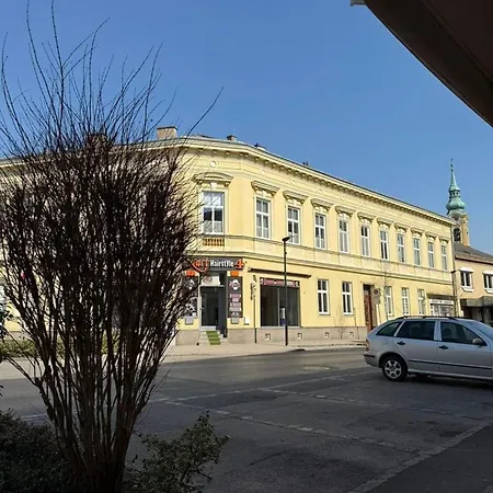 Center - 15 Minuten Nach Wien