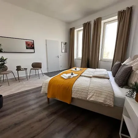 Center - 15 Minuten Nach Wien Appartement Stockerau