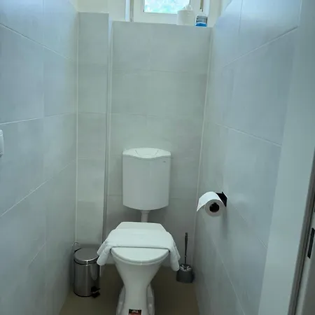 Center - 15 Minuten Nach Wien Appartement