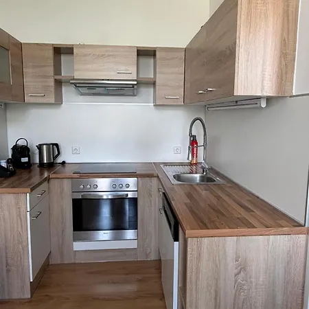 Appartement Center - 15 Minuten Nach Wien Stockerau