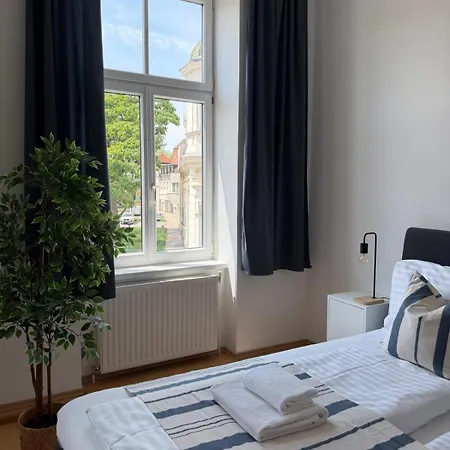 Center - 15 Minuten Nach Wien
