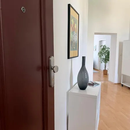 Center - 15 Minuten Nach Wien *